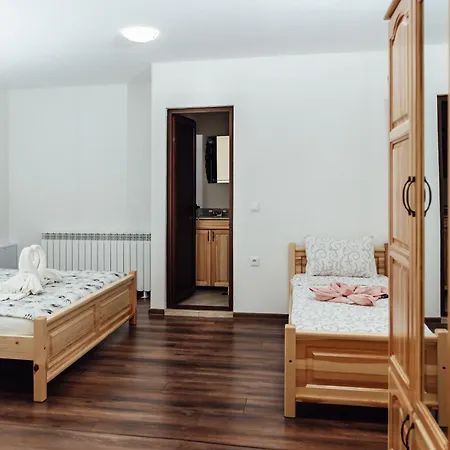 Juli Guest house *