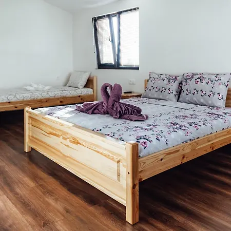 Juli Guest house *